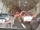 Ancora disagi in A10, camion colpisce la volta di una galleria, chiuso il tratto tra Pra' e l'Aeroporto