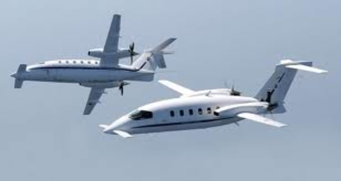Piaggio Aero vende primo velivolo italiano in Cina Piaggio Aero vende primo velivolo italiano in Cina