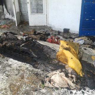 Piccolo incendio all'ex Hotel Torelli di Ceriale, intervento dei vigili del fuoco