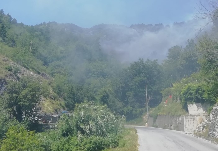 Incendio di Balestrino: la situazione è tornata sotto controllo