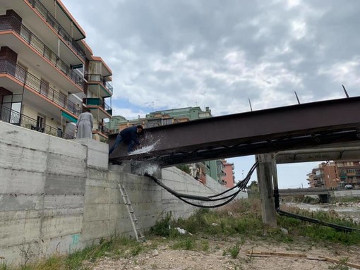 Borghetto Santo Spirito: inaugurata la passerella tra le due sponde del torrente Varatella