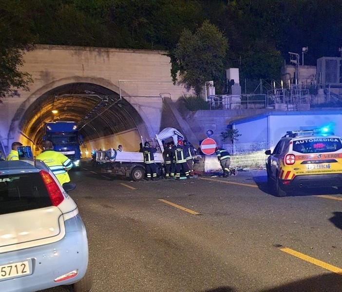 Incidente sulla A10: sono di Ventimiglia sia la vittima che i due feriti, stavano tornando dal lavoro (FOTO)