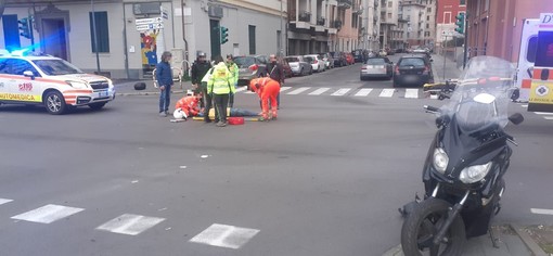 Savona, scontro tra auto e scooter in corso Ricci: un ferito in codice giallo (FOTO) Savona, scontro tra auto e scooter in corso Ricci: un ferito in codice giallo (FOTO)
