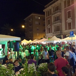 Finale, sabato “Fantasie di Natale” in piazza Oberdan Finale, sabato “Fantasie di Natale” in piazza Oberdan