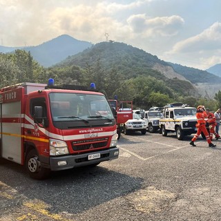Incendio Borghetto-Toirano sotto controllo: rientro alla base per i mezzi aerei