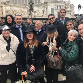 Elezioni, il candidato Iacobucci in visita a Roma ha firmato il patto per l'Italia