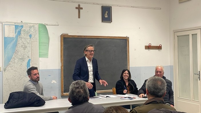 Elezioni Albenga '24, il candidato Riccardo Tomatis a Leca: "Incontro molto partecipato" Elezioni Albenga '24, il candidato Riccardo Tomatis a Leca: "Incontro molto partecipato"