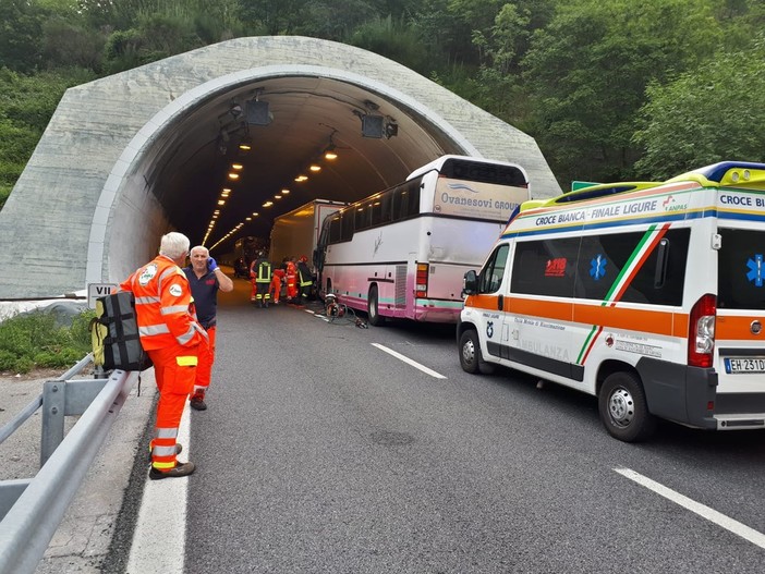 "L'A10 non deve diventare l'Autostrada dei Tir": le preoccupazioni dei Verdi Savonesi "L'A10 non deve diventare l'Autostrada dei Tir": le preoccupazioni dei Verdi Savonesi