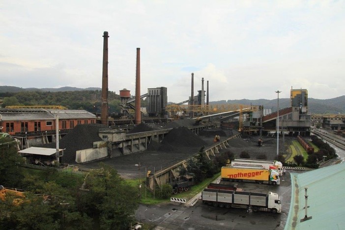 Italiana Coke sempre più verso il mare e l’export: consegnato un carico di prova ad ArcelorMittal