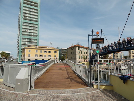 Savona, domani lavori di manutenzione al ponte mobile Pertini