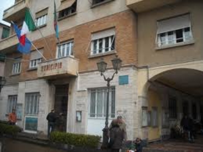 Nuovo direttore Casa di riposo, Vivi Albissola e Nuova Rotta accusano: poca chiarezza da parte del sindaco Nuovo direttore Casa di riposo, Vivi Albissola e Nuova Rotta accusano: poca chiarezza da parte del sindaco