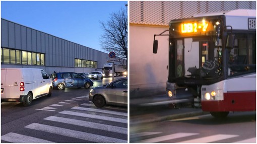 Savona, scontro tra autobus e auto in via Vittime di Brescia (FOTO)