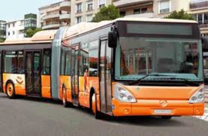 Trasporto pubblico, Regione all'unanimita': il Governo trasferisca i fondi, la Giunta razionalizzi le aziende Trasporto pubblico, Regione all'unanimita': il Governo trasferisca i fondi, la Giunta razionalizzi le aziende