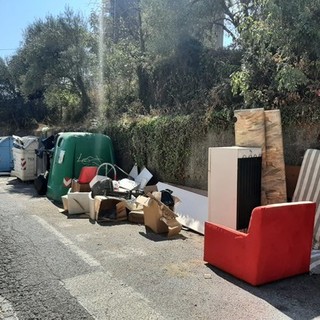 Degrado a Savona, nuovo scontro in commissione. Consigliere Orsi: "Miglioramento del servizio non c'è stato". Sindaco: "In passato si è lasciato che la città andasse a fondo" Degrado a Savona, nuovo scontro in commissione. Consigliere Orsi: "Miglioramento del servizio non c'è stato". Sindaco: "In passato si è lasciato che la città andasse a fondo"