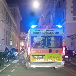 Savona, pedone investito in via Niella in codice giallo al San Paolo