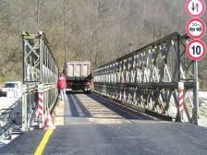 Allerta meteo: in Valbormida chiusura del ponte tra Murialdo e Calizzano Allerta meteo: in Valbormida chiusura del ponte tra Murialdo e Calizzano