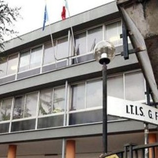 Disagi nelle scuole savonesi, il pensiero di Rifondazione Comunista