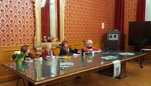 "Ida Galatolo Saettone. Una farmacista savonese", il libro presentato in una Sala Rossa gremita