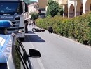 Viene colpita prima da un'auto e poi finisce contro un camion nella corsia opposta: 60enne in prognosi riservata al Santa Corona Viene colpita prima da un'auto e poi finisce contro un camion nella corsia opposta: 60enne in prognosi riservata al Santa Corona