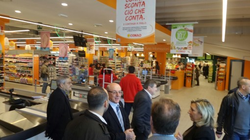 Conad vicino agli over 60: ogni mercoledì sconto del 5% sulla spesa Conad vicino agli over 60: ogni mercoledì sconto del 5% sulla spesa