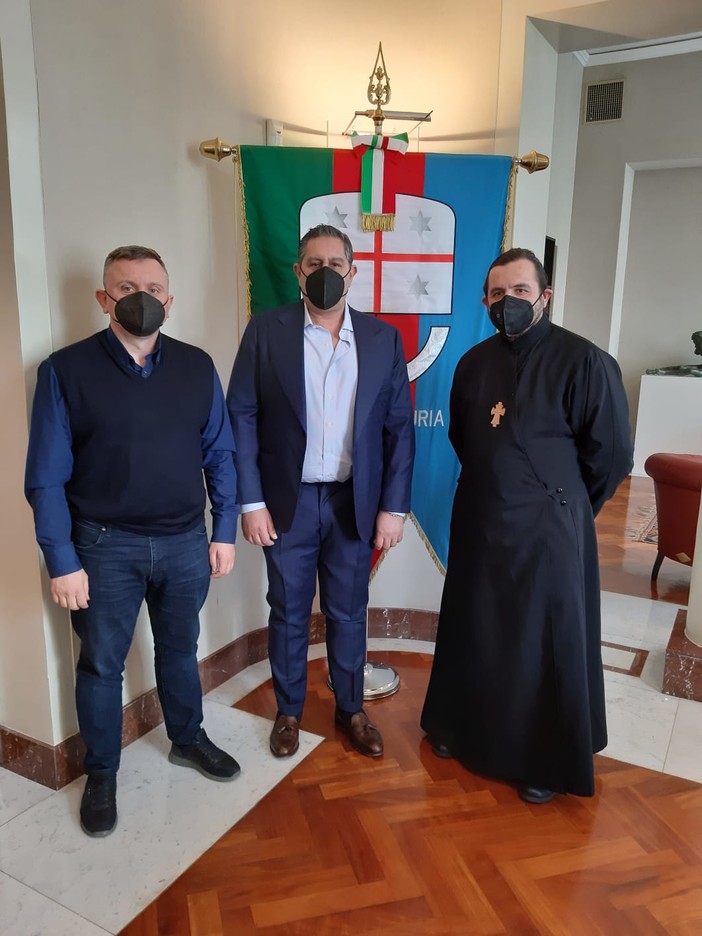 Toti incontra cappellano comunità ucraina in Liguria, padre Vitaliy Tarasenko Toti incontra cappellano comunità ucraina in Liguria, padre Vitaliy Tarasenko