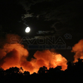 Incendio nell’albenganese, Toti elogia le forze intervenute: “Tutti hanno svolto uno straordinario lavoro”
