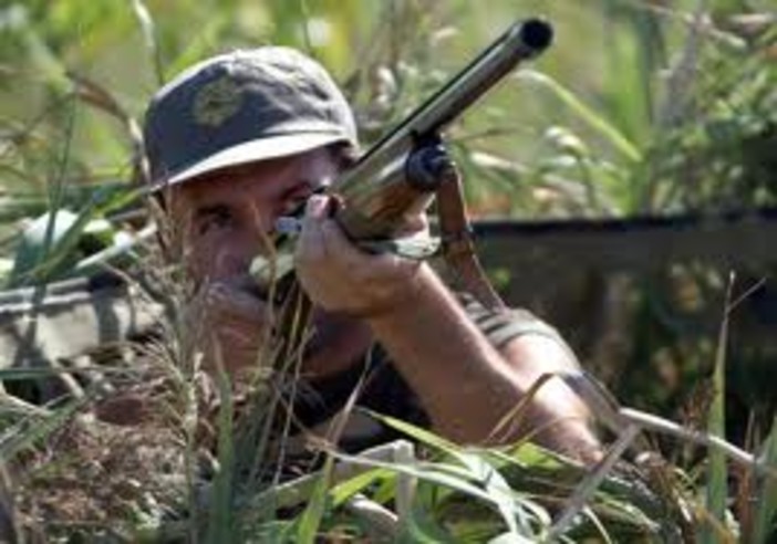 Liguria e la Sinistra filocaccia. La Destra precisa: noi siamo ... "peggio" di loro. Liguria e la Sinistra filocaccia. La Destra precisa: noi siamo ... "peggio" di loro.