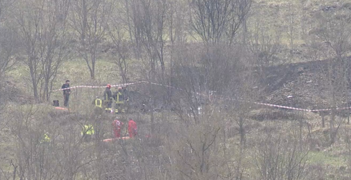 Isola del Cantone, aereo si schianta contro gli alberi: ritrovati due corpi Isola del Cantone, aereo si schianta contro gli alberi: ritrovati due corpi