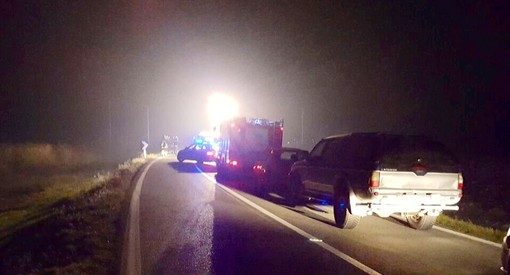 Piana Crixia, frontale tra due auto: due feriti