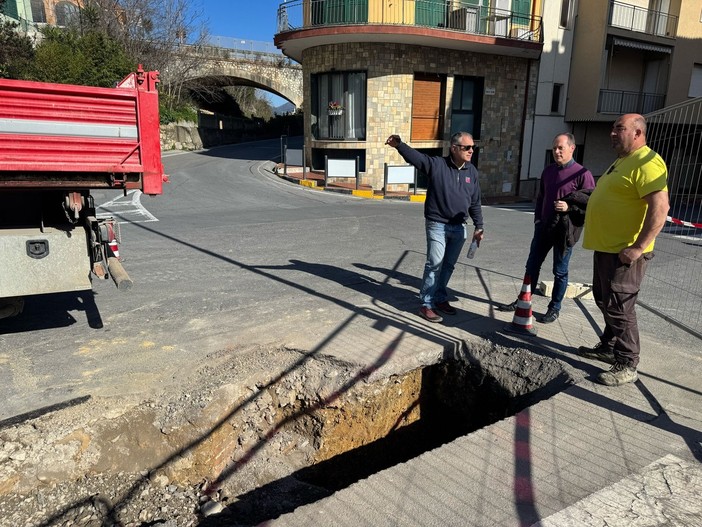 Andora, al via i lavori per il collegamento al depuratore di Imperia: prima dell'estate 2025 l'impianto per la zona di ponente Andora, al via i lavori per il collegamento al depuratore di Imperia: prima dell'estate 2025 l'impianto per la zona di ponente