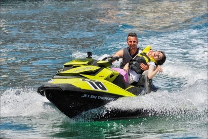Savona, torna la Jet Ski Therapy con il 7 volte campione del mondo Fabio Incorvaia