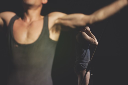 Kronoteatro organizza corsi di teatro per adulti e ragazzi Kronoteatro organizza corsi di teatro per adulti e ragazzi