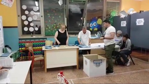 Elezioni Laigueglia: su una scheda appare Voldemort