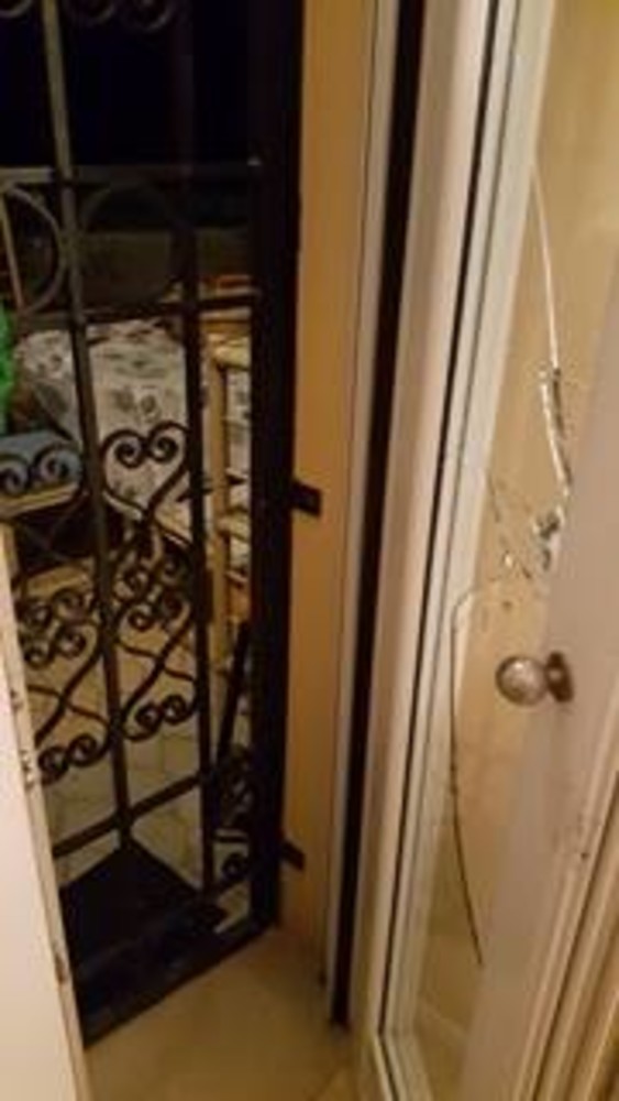 Foto tratte dalla Pagina Facebook "Sei di Finale se...".