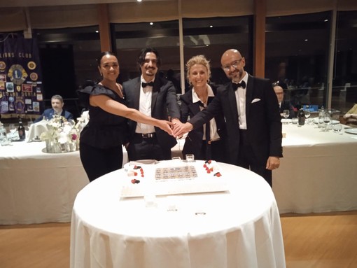 Lions "Doria" Loano, la nuova presidente è Luana Isella. Al Leo Club testimone a Davide Ferraro