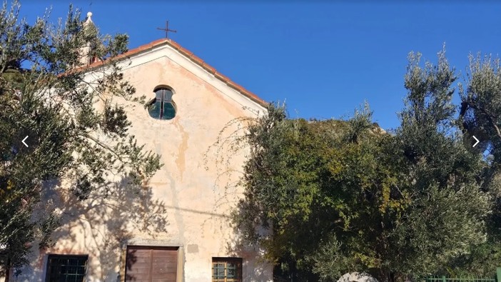 La cappella de La Selva (foto Luca Borelli da Google Maps)