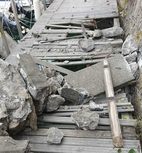 Savona, incidente sul Lungomare Matteotti, la conta dei danni: distrutte le assi del pontile