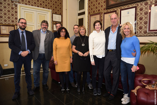 L'Onorevole Lara Comi in visita a sorpresa ad Alassio L'Onorevole Lara Comi in visita a sorpresa ad Alassio