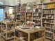 A Finale riapre rinnovata la storica libreria Centofiori di via Ghiglieri