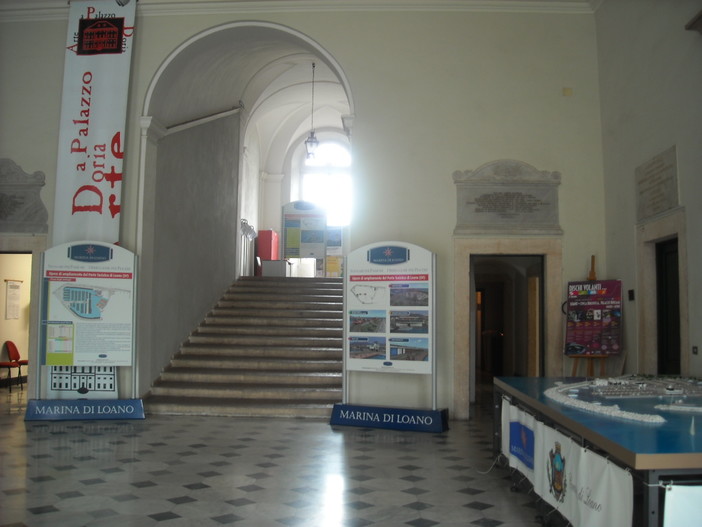 A Loano domenica inaugurazione della personale di Laura Vittonetto "Ogni cosa ha il suo perchè"