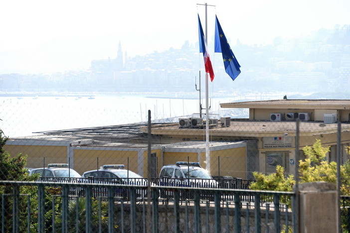 Coronavirus, Di Muro (Lega), “In caso di controlli alle frontiere, non impedire ai frontalieri di andare a lavorare” Coronavirus, Di Muro (Lega), “In caso di controlli alle frontiere, non impedire ai frontalieri di andare a lavorare”