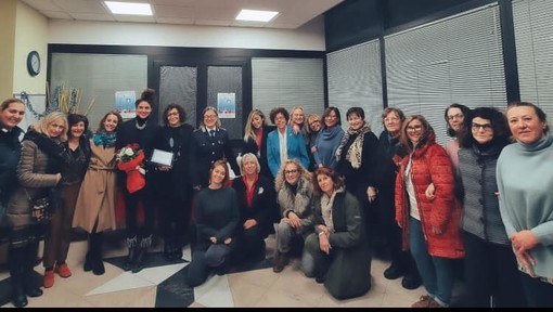 Telefono Donna Savona, conferito a Linda Cerruti il titolo di socia onoraria (FOTO)