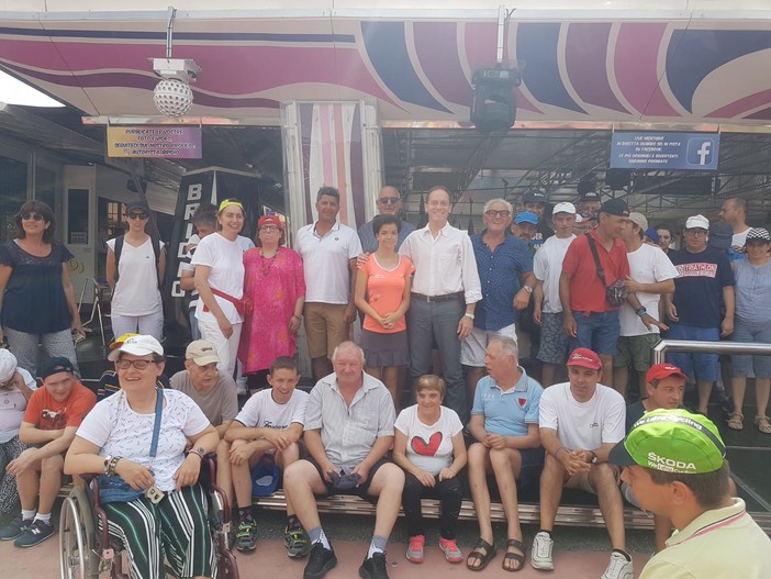 Il lunapark di Andora ospita per una giornata di inclusione la Sacra Famiglia, l'Anfass e il campo solare (FOTO e VIDEO) Il lunapark di Andora ospita per una giornata di inclusione la Sacra Famiglia, l'Anfass e il campo solare (FOTO e VIDEO)