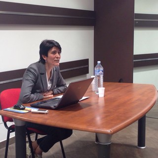 Savona, il candidato a sindaco Cristina Battaglia aderisce alla campagna "Sai chi voti"