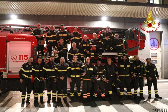 Savona, in pensione il Capo Reparto Esperto dei vigili del fuoco Luciano Bruzzone (FOTO) Savona, in pensione il Capo Reparto Esperto dei vigili del fuoco Luciano Bruzzone (FOTO)