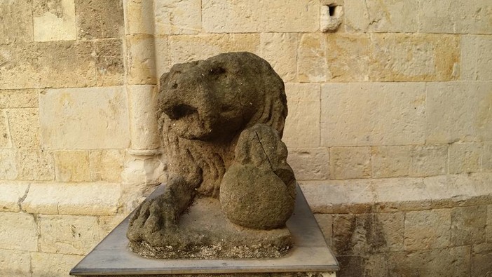 La Sezione Ucai di Albenga-Imperia partecipa al lutto di Genova durante la serata "Concertando tra i Leoni"