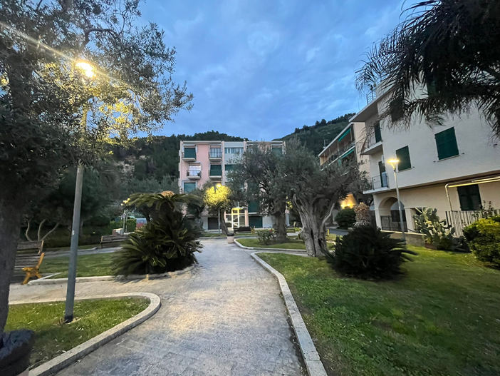 Varigotti, riqualificazione della piazza della chiesa e intervento di efficientamento energetico Varigotti, riqualificazione della piazza della chiesa e intervento di efficientamento energetico