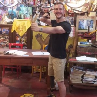 Albenga, il campione del mondo di fioretto Emanuele Lambertini visita il Piccolo Museo della Fionda