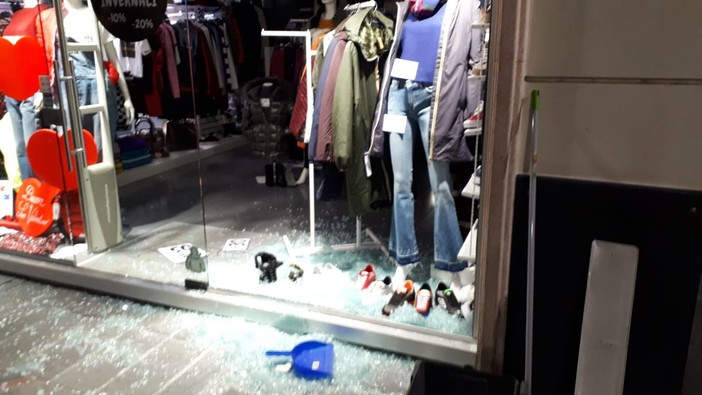 Foto pagina Facebook "Pepe Negozi"