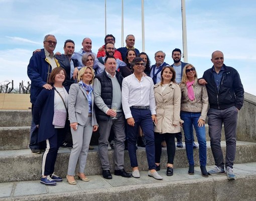 Albisola, il sindaco Garbarini nomina la Giunta e assegna le deleghe a assessori e consiglieri Albisola, il sindaco Garbarini nomina la Giunta e assegna le deleghe a assessori e consiglieri